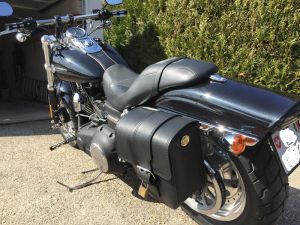 Sacoche Myleatherbikes Harley Dyna Fat bob_44